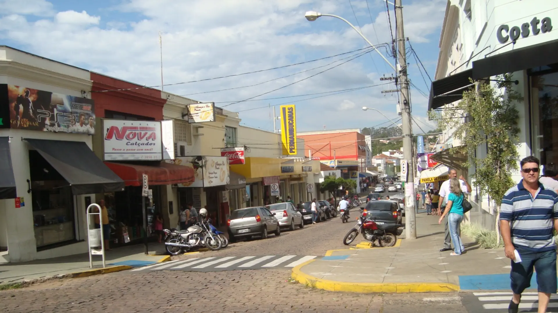 Comércio e serviços